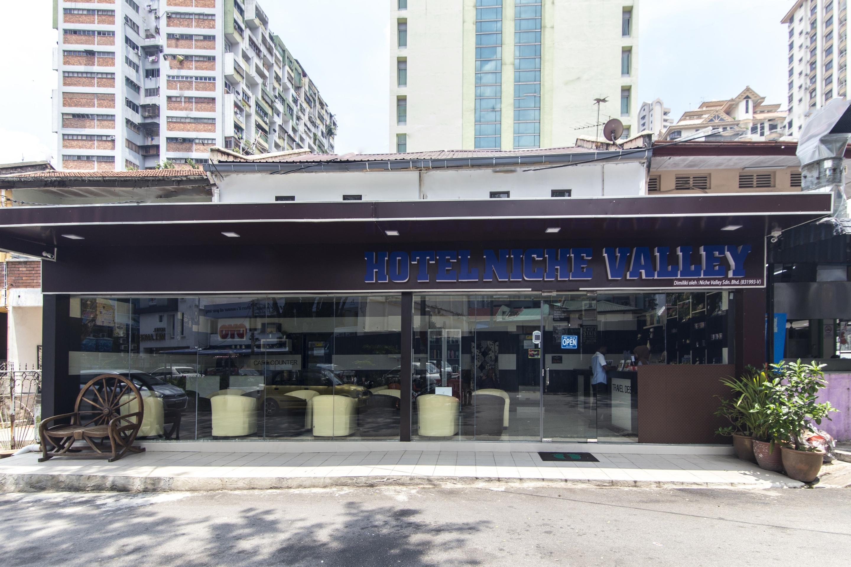 Oyo 697 Niche Valley Hotel Kuala Lumpur Exterior foto